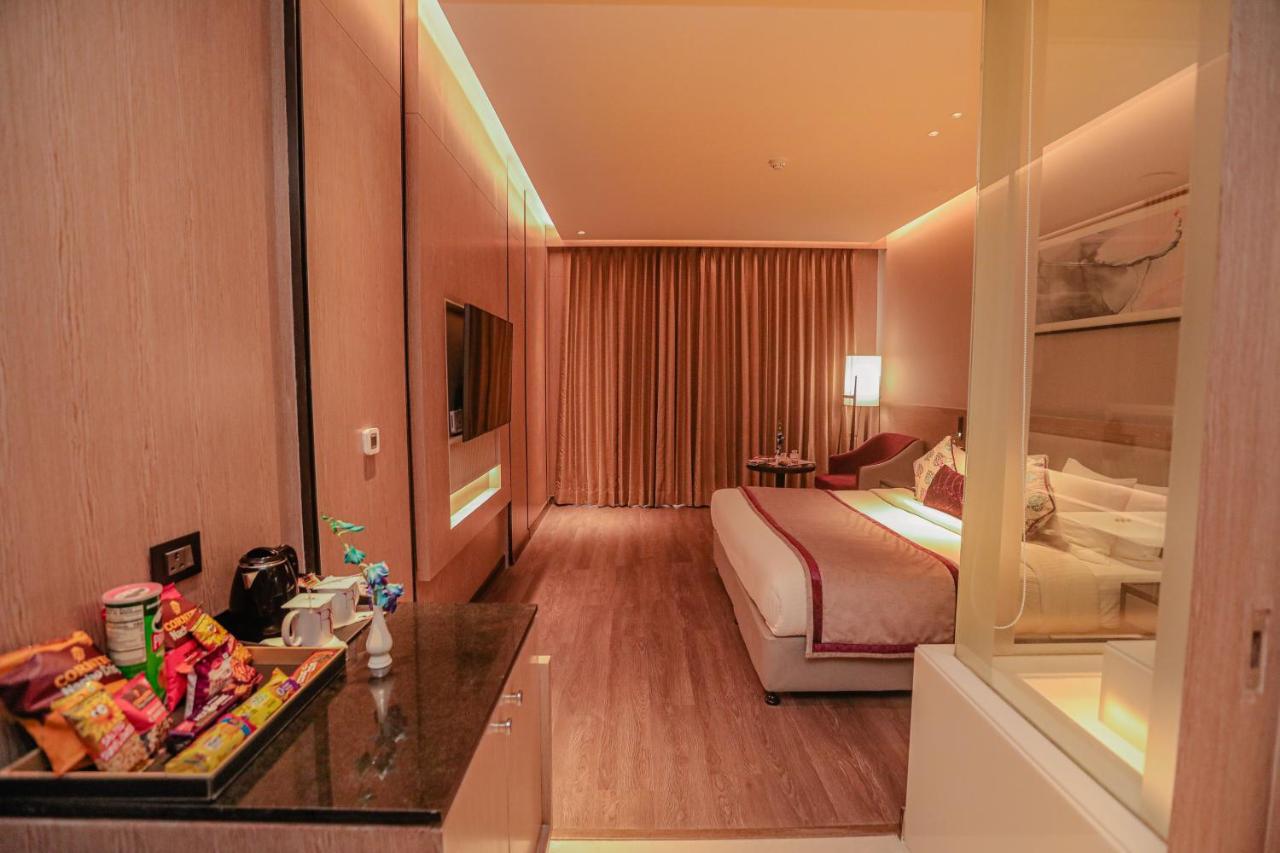 Regenta Place Verka אמריצר מראה חיצוני תמונה